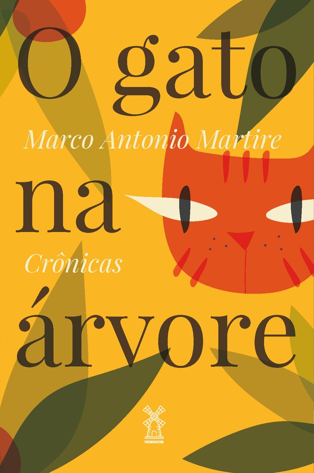 O gato na árvore